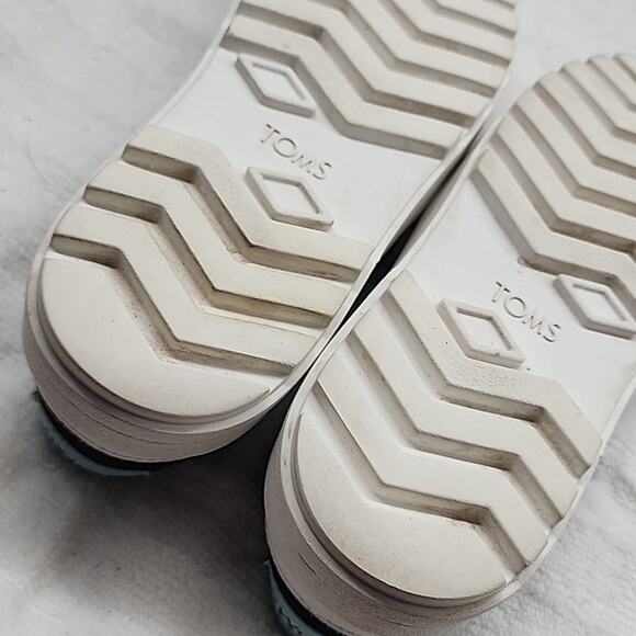 TOMS ALPARGATA LUG BLACK HEAVY CANVAS HEAVY DUTY THICK CHUNKY SOLES LADIES 6 GUC - Picture 12 of 16